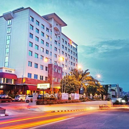 Swiss-Belinn Baloi Batam Nagoya Dış mekan fotoğraf