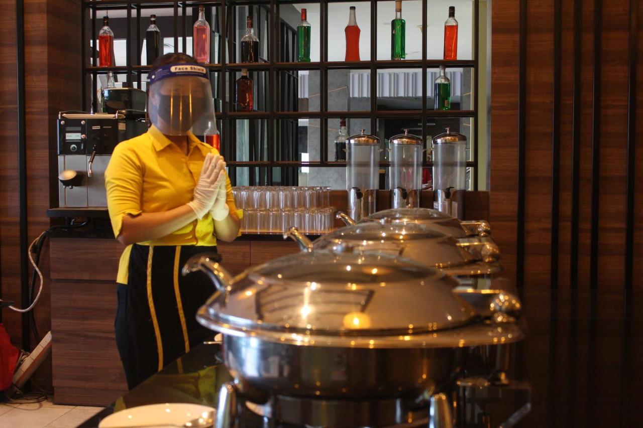 Swiss-Belinn Baloi Batam Nagoya Dış mekan fotoğraf