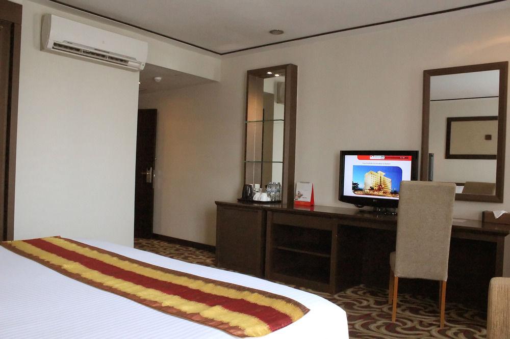 Swiss-Belinn Baloi Batam Nagoya Dış mekan fotoğraf
