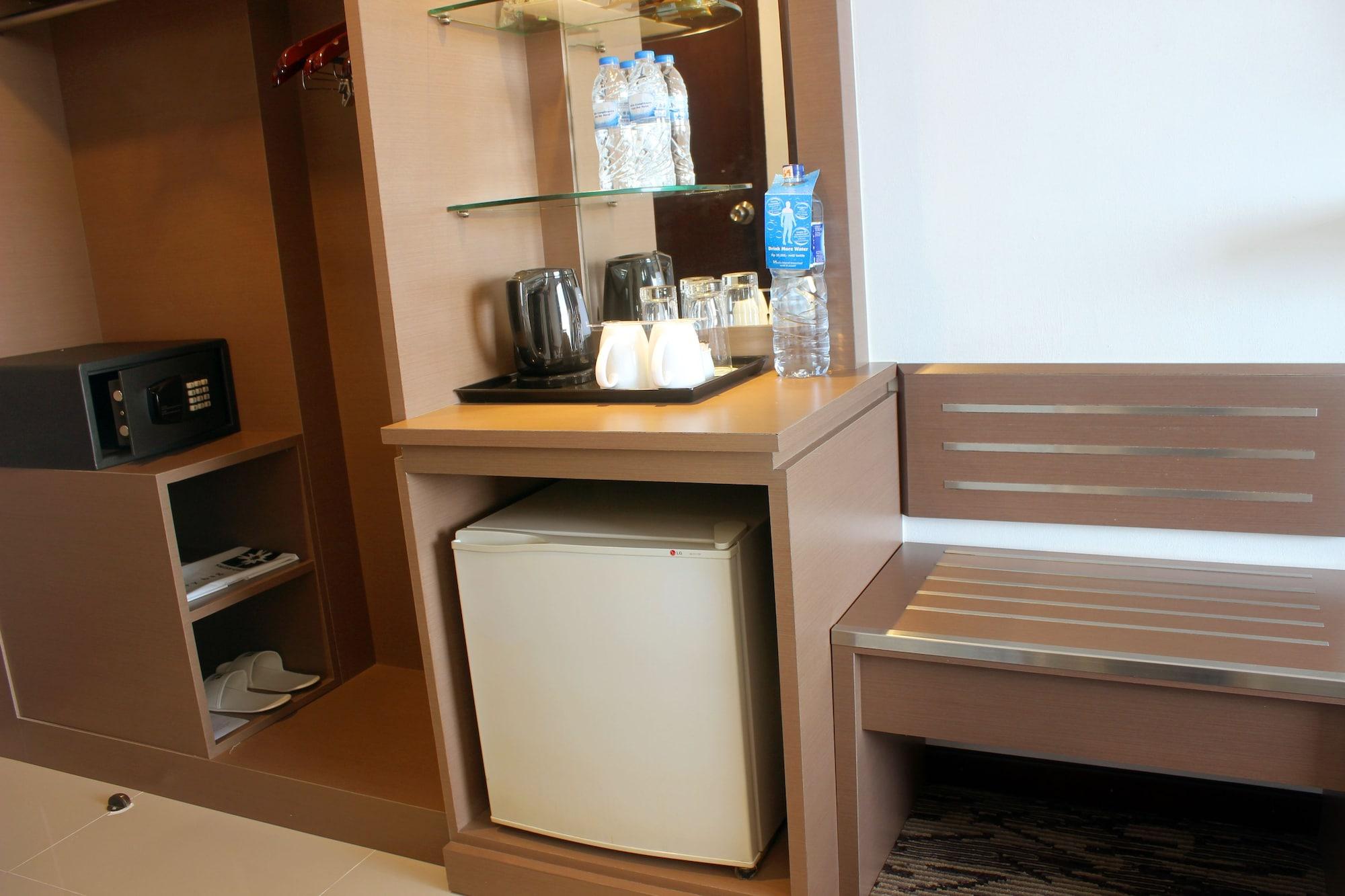 Swiss-Belinn Baloi Batam Nagoya Dış mekan fotoğraf