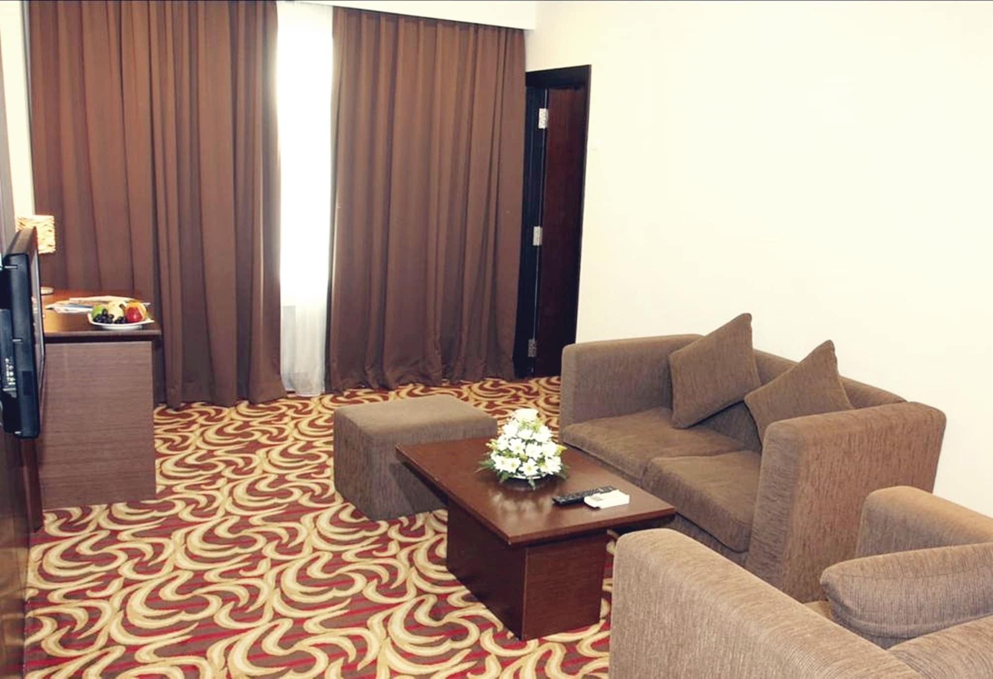 Swiss-Belinn Baloi Batam Nagoya Dış mekan fotoğraf
