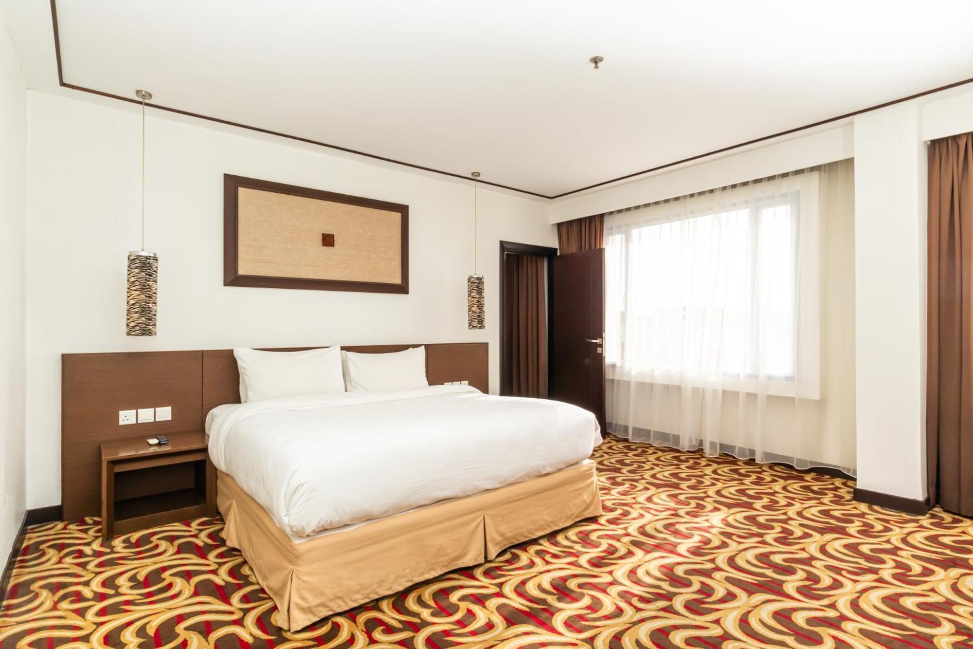 Swiss-Belinn Baloi Batam Nagoya Dış mekan fotoğraf