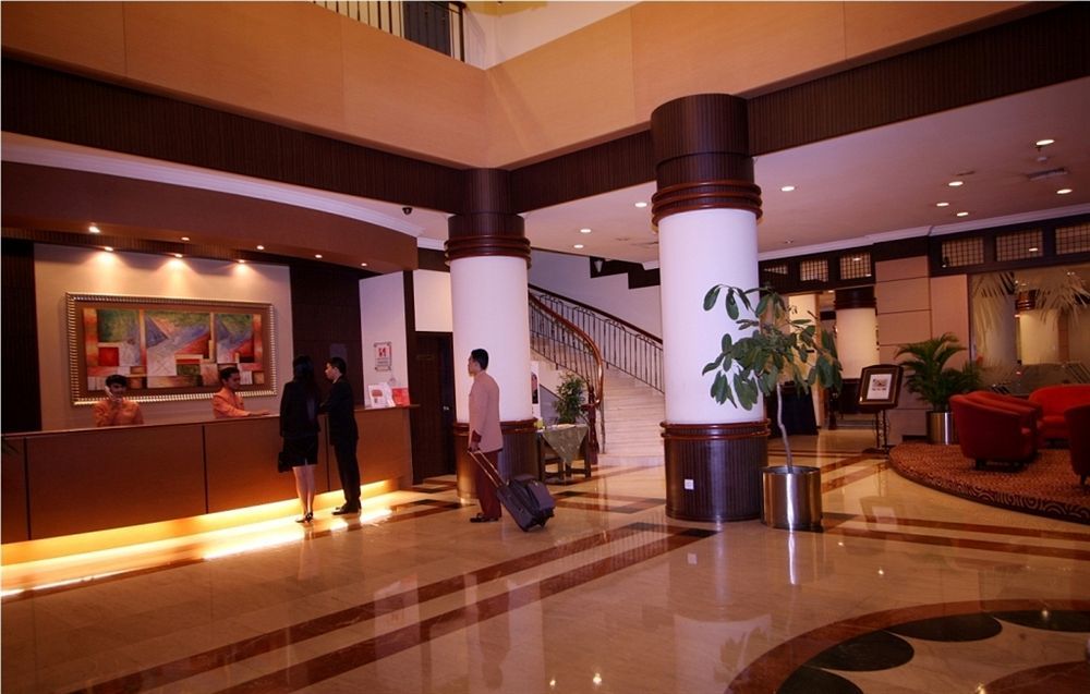 Swiss-Belinn Baloi Batam Nagoya Dış mekan fotoğraf