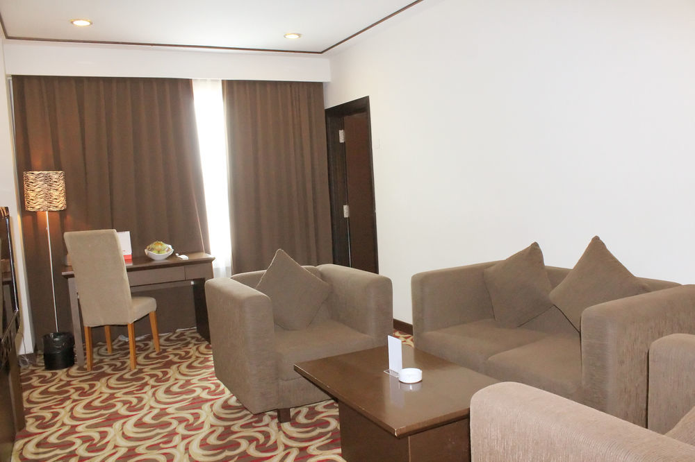 Swiss-Belinn Baloi Batam Nagoya Dış mekan fotoğraf